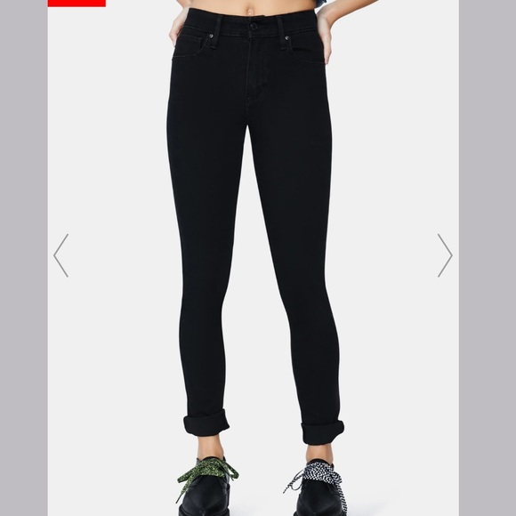 Levi’s 721 high rise skinny jean in black - Picture 7 of 9